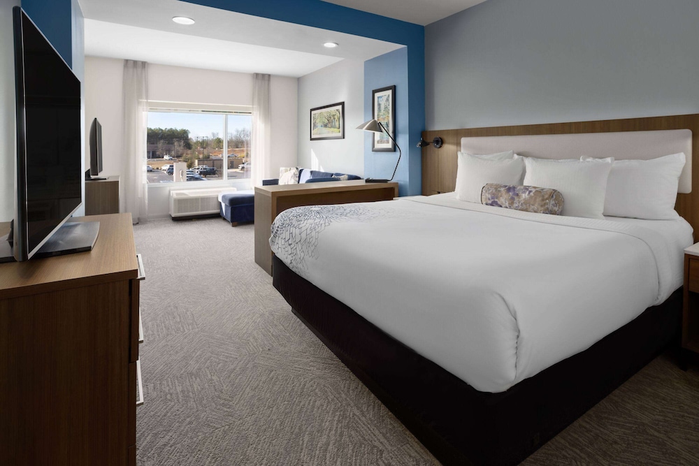 La Quinta Inn & Suites by Wyndham Locust Grove 22/55