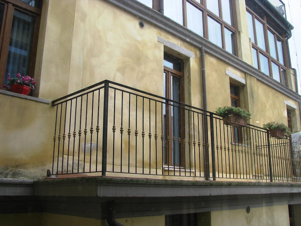 BELLE EPOQUE 2/36