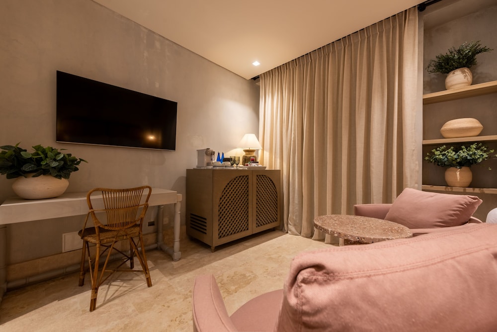 غرفة فاخرة بسرير كينج، Cinco Quintas Hotel Boutique By SOHO 7/10