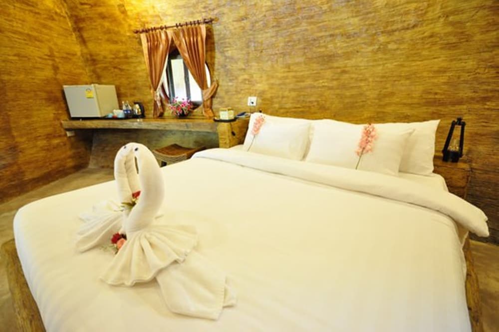Theerama Cottage Resort 23/84