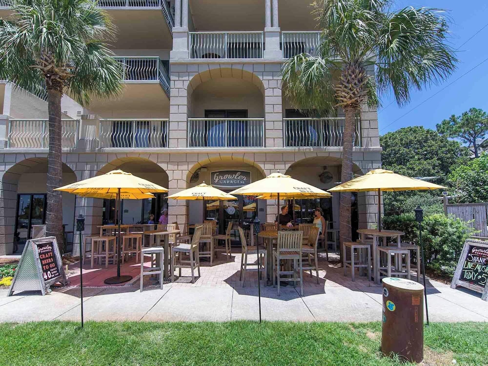30 A Suites 3/79