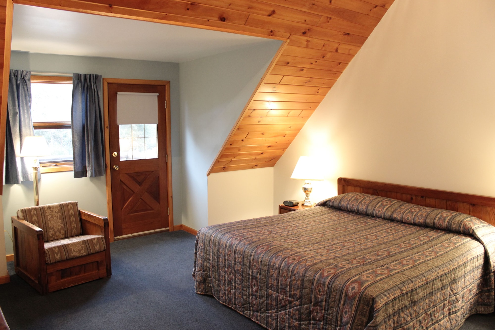 Log, Deluxe, King Bed, Balcony