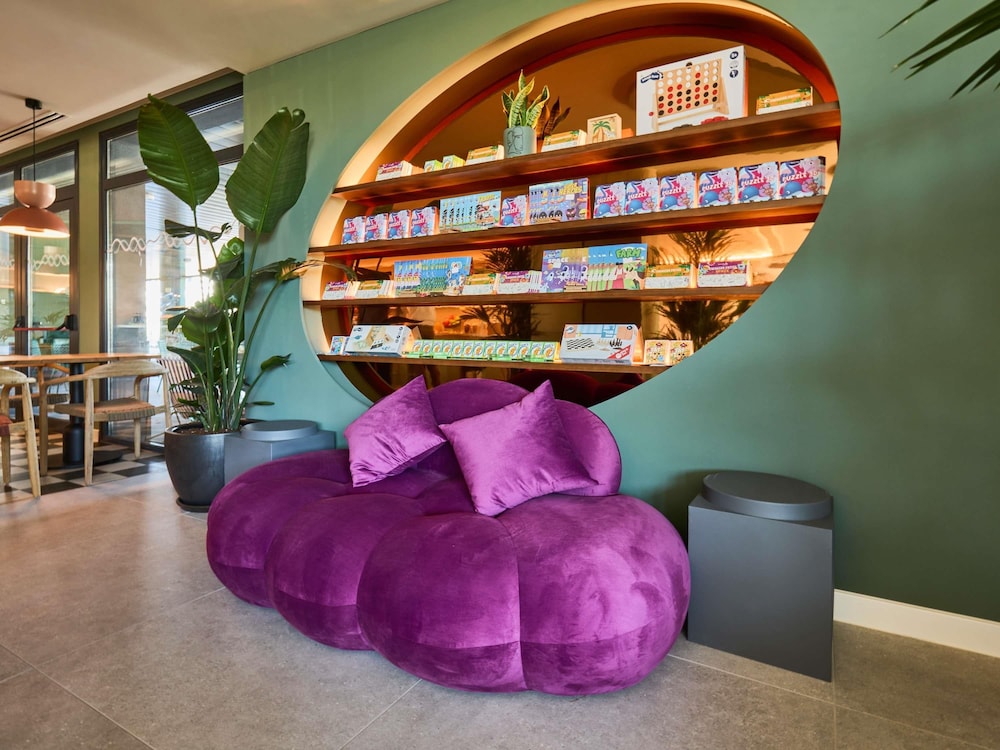 Ibis Styles Madrid Airport Valdebebas 30/50