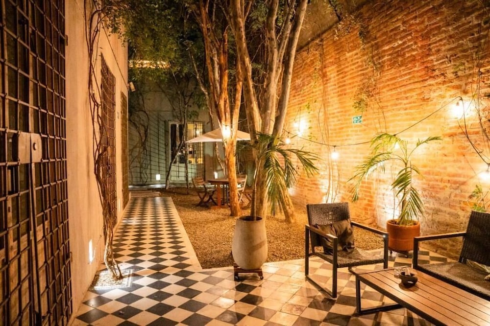 Casa Charlotte Alma Hotels 7/50