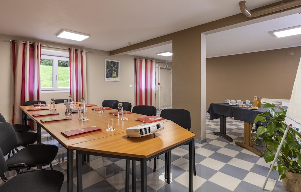 Comfort Hotel Paray Le Monial 39/47