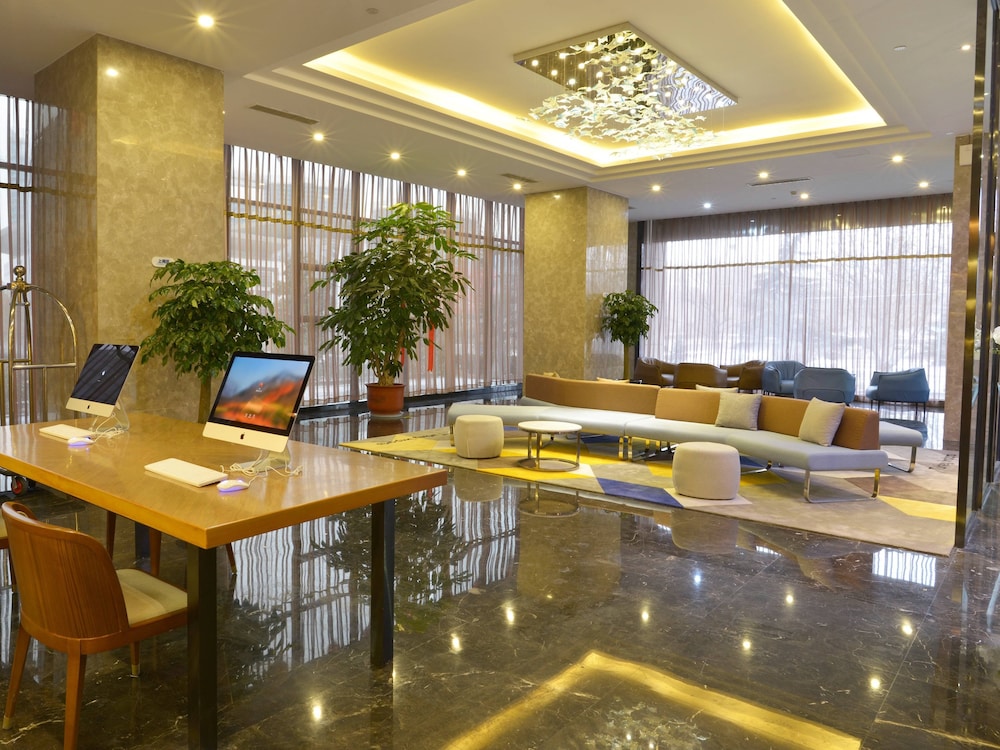 HOLIDAY INN EXPRESS JINAN EXHIBITION CENTER 33/47
