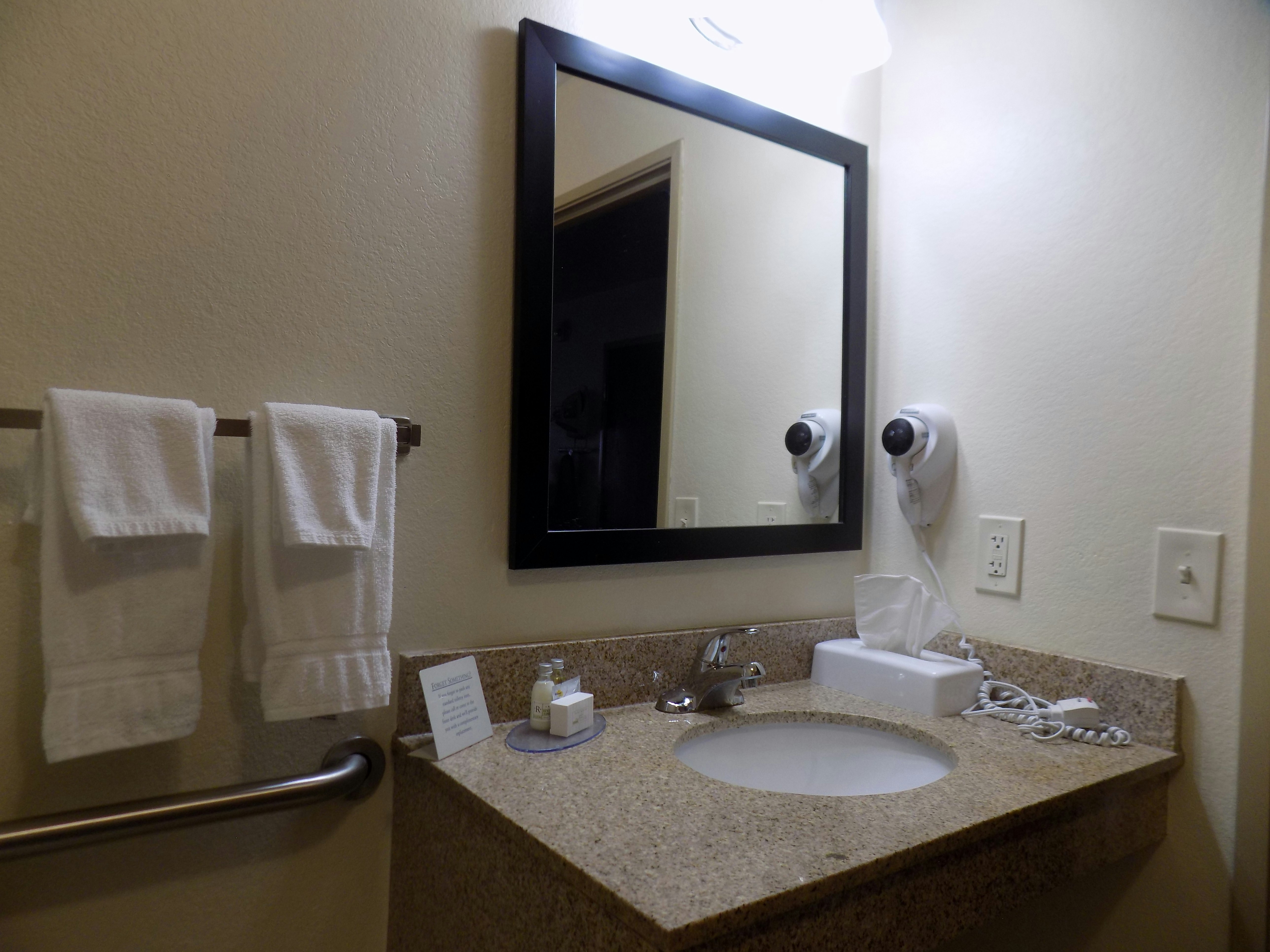 Cobblestone Hotel Suites Seward Ne 69/73