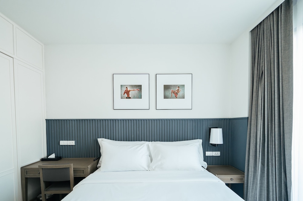 TWO BEDROOM SUITE