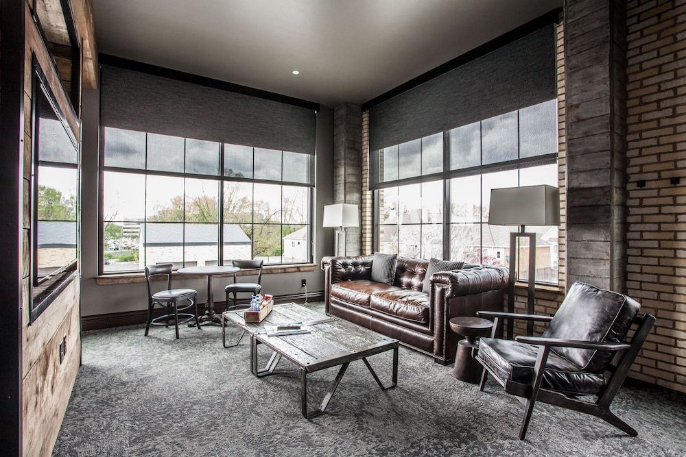 Ironworks Hotel Indy 46/69