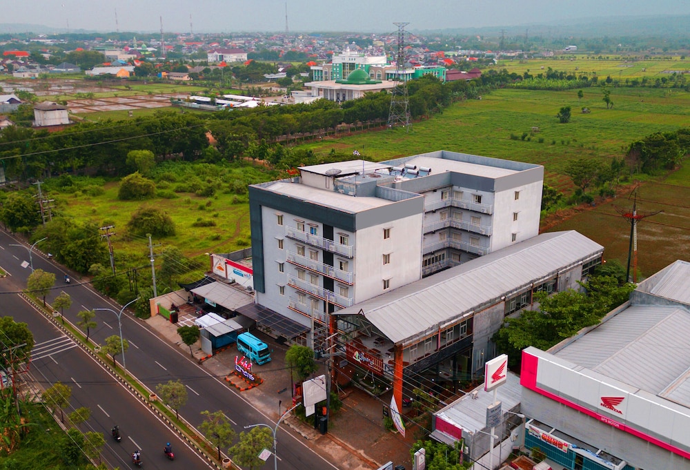 De La Charis Hotel by Waringin Hospitality 3/55