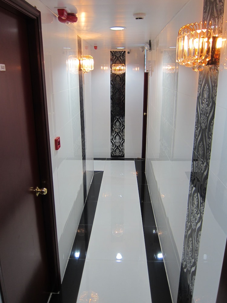 Singapore Hostel 35/50