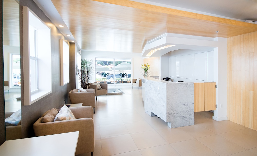 Ocean Reef Suites 10/62