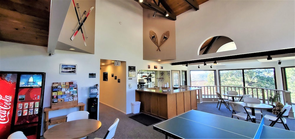 High Sierra Condominiums 42/67