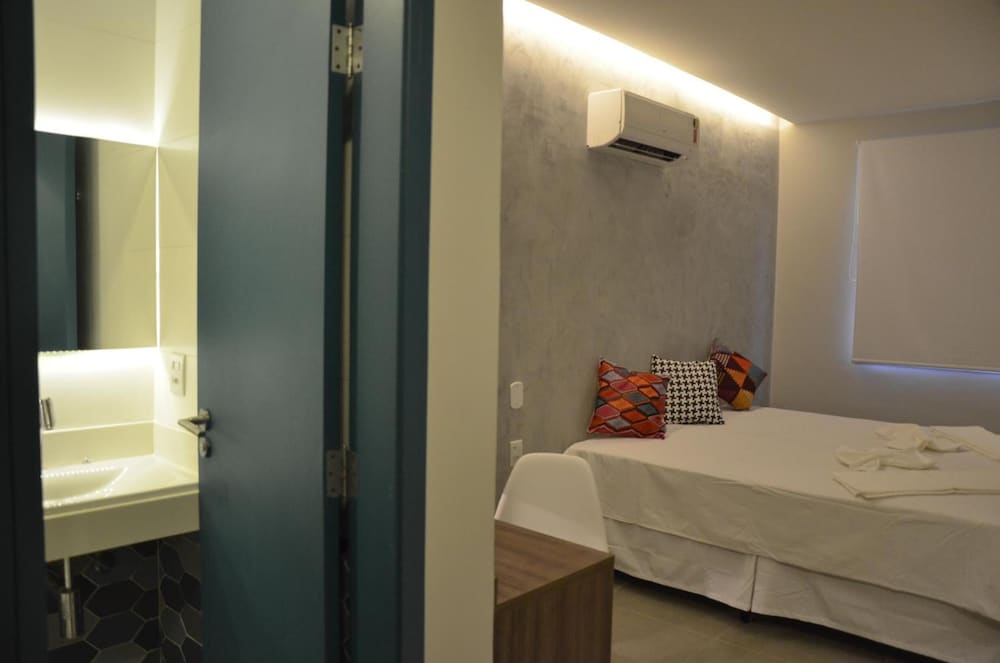 ICARAI SUITES 24/63