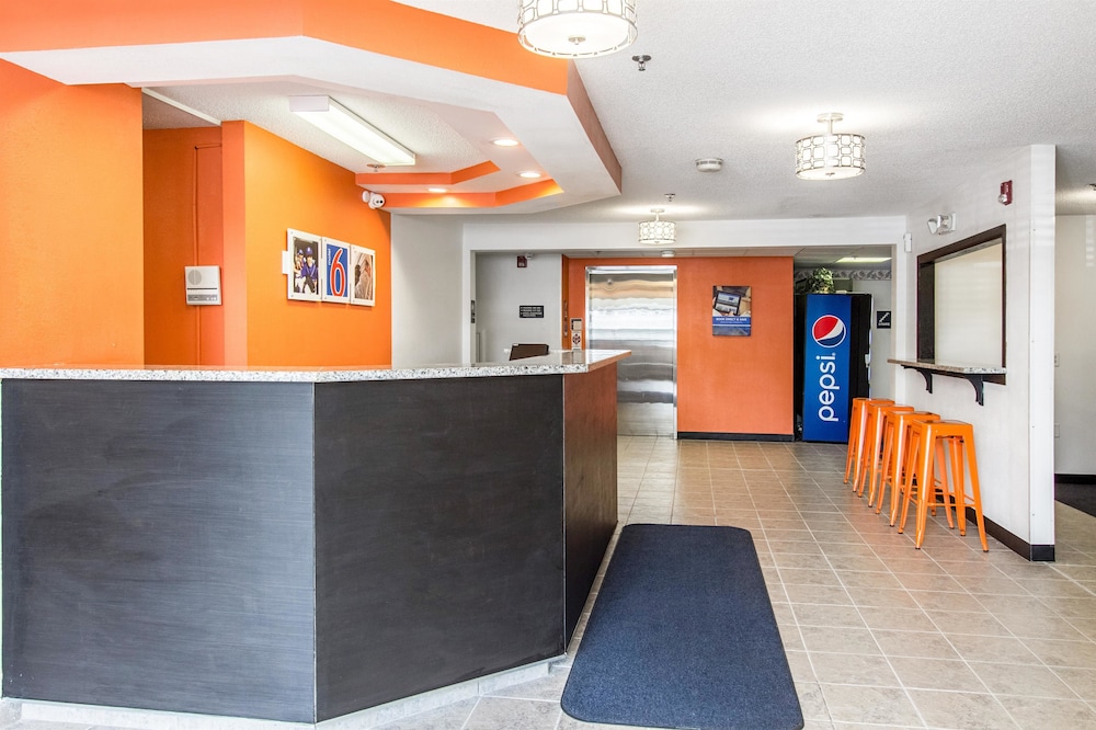 Motel6 Streetsboro, OH 8/52