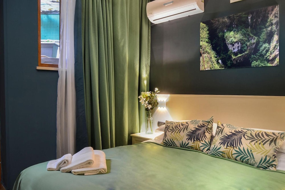B&B Sorrento Queen 21/50
