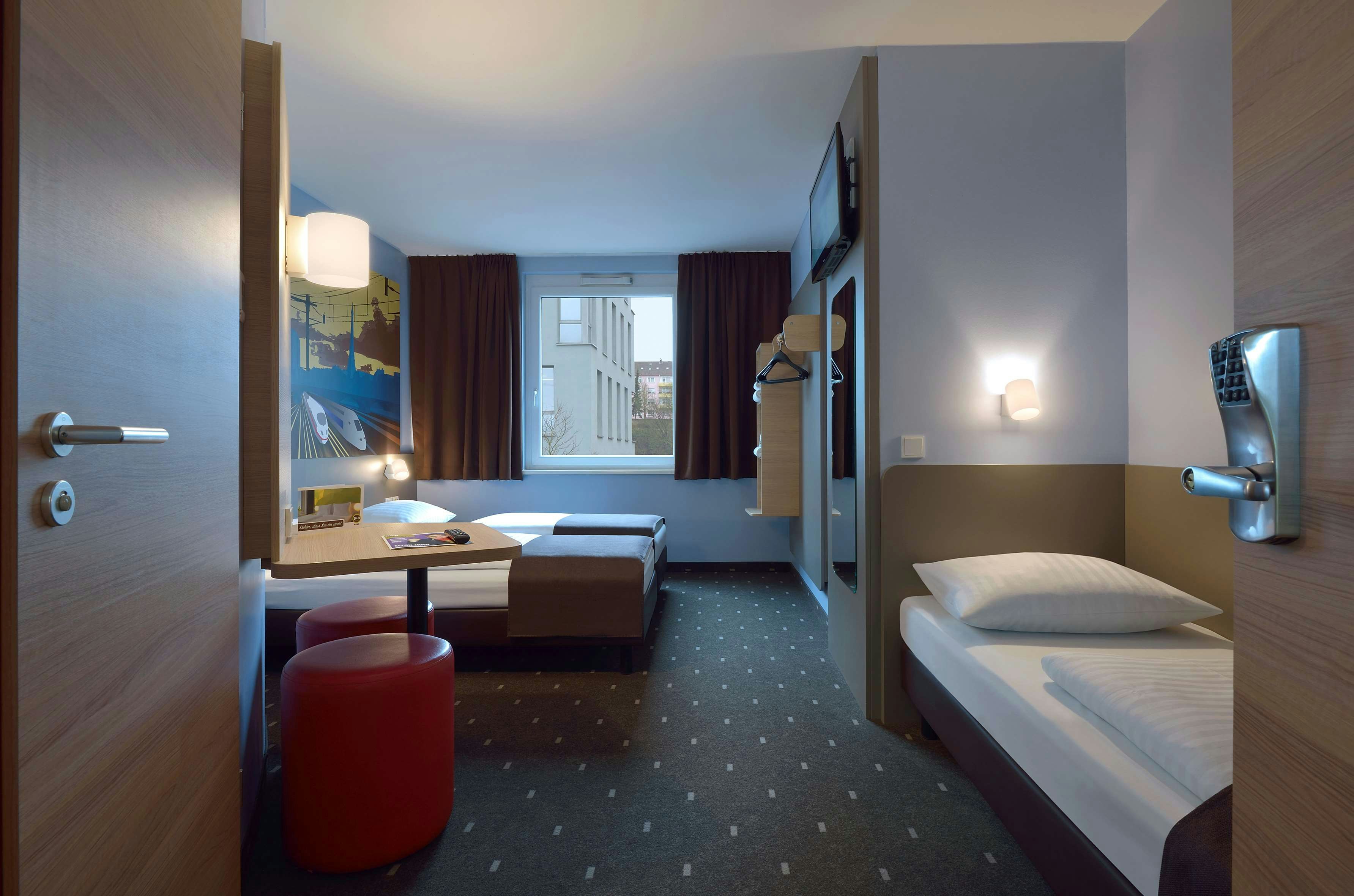 B&B Hotel Saarbrucken-Hbf 29/29