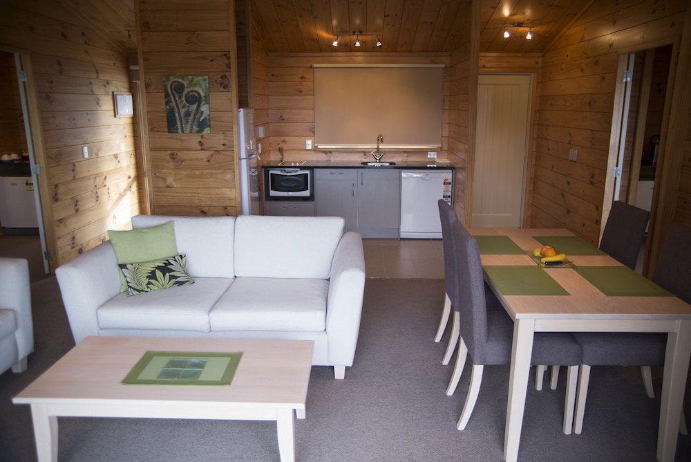 Waitakere Resort And Spa 38/47