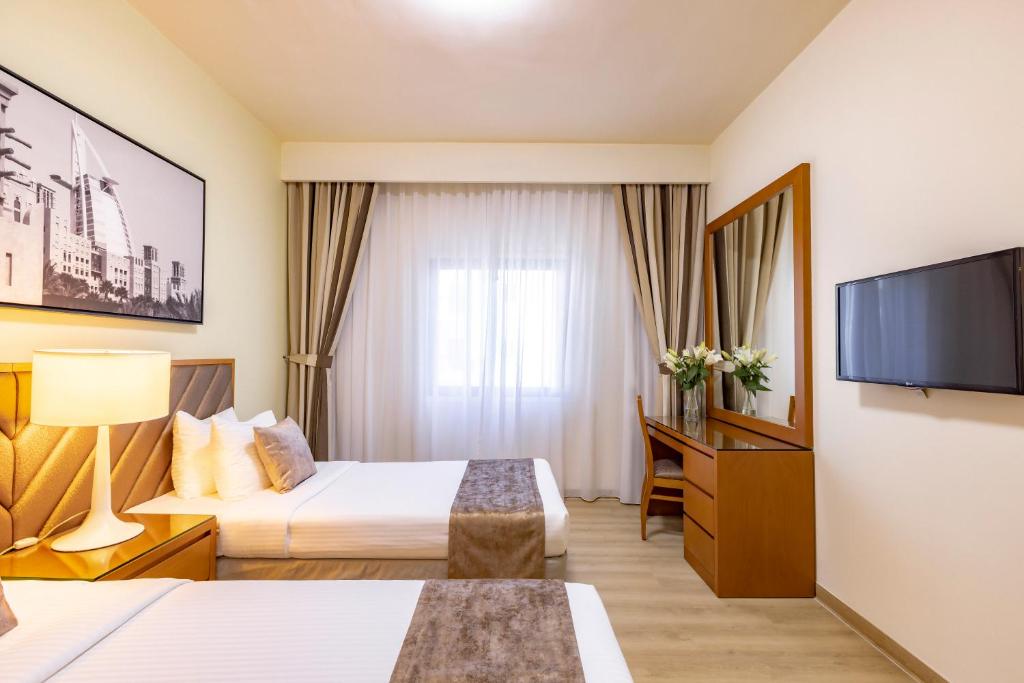 Room at Golden Sands Hotel Apartments 10, DUBAI