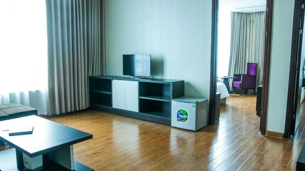 Tqt Hotel 40/60