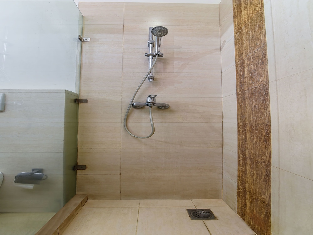 Haris Court Gurgaon 50/50