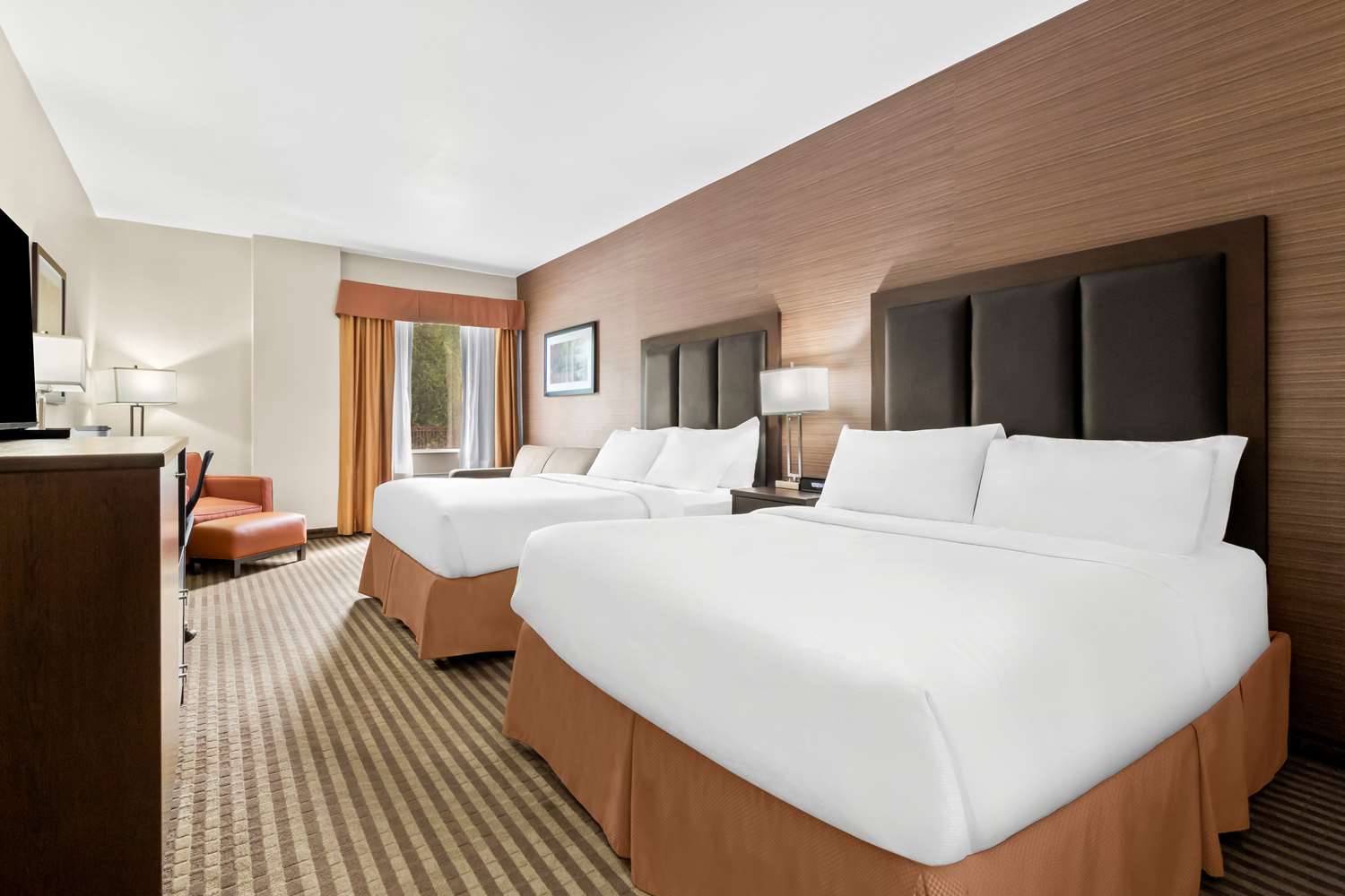 Suite, 2 Queen Beds, Sofa