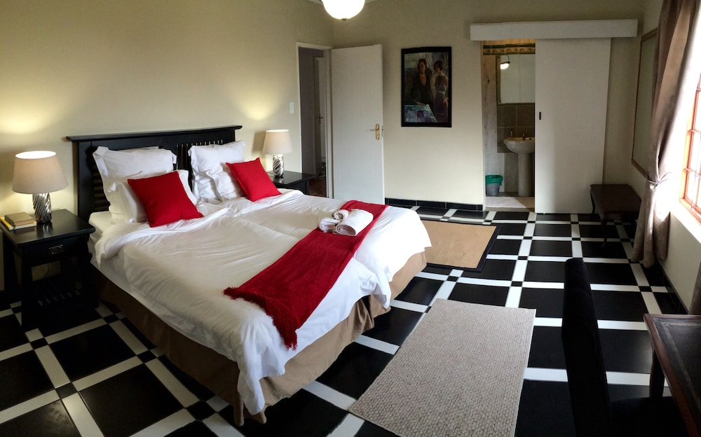 Helderberg Guesthouse 7/29