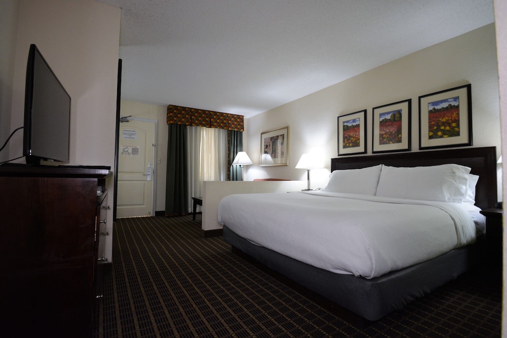 Holiday Inn Hazlet 14/69