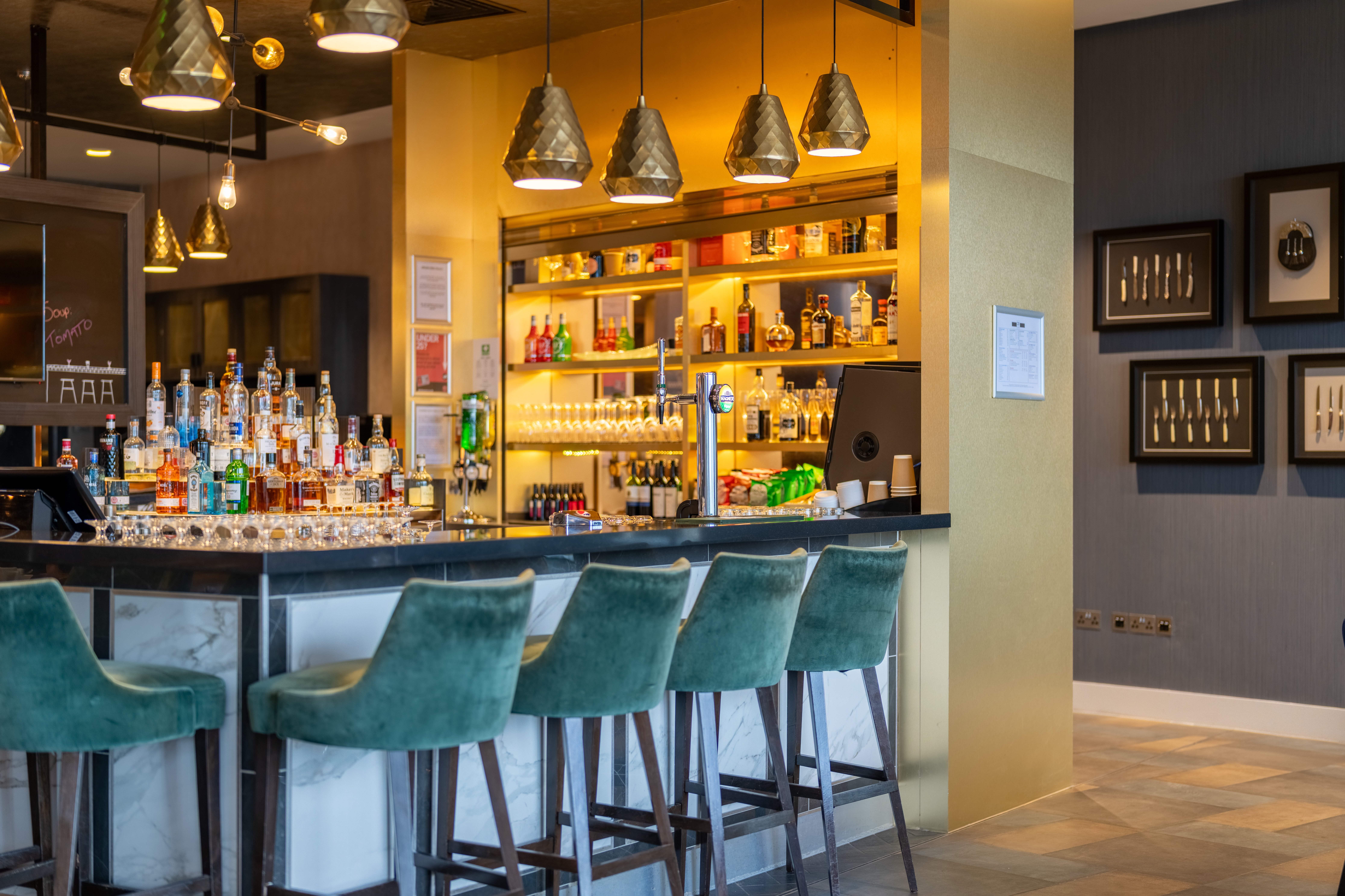 CROWNE PLAZA ABERDEEN AIRPORT 40/50