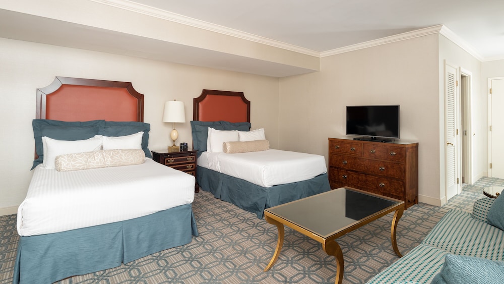 JUNIOR SUITE, STUDIO, MULTIPLE BEDS