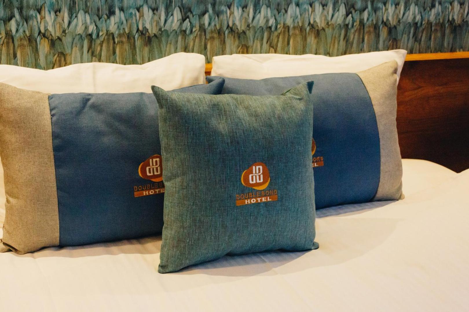 double bond hotel spa