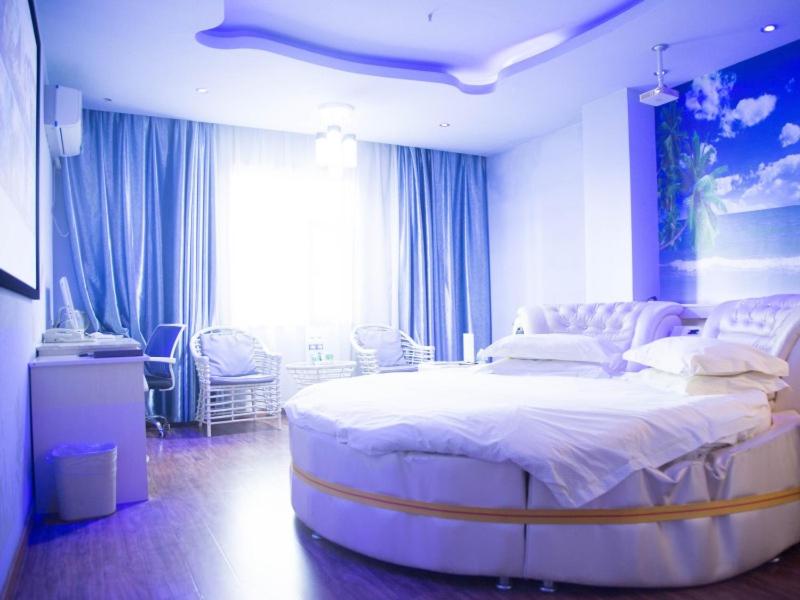 GreenTree Inn Shanxi Luliang Fengshan Road Central Park Express Hotel 13/48