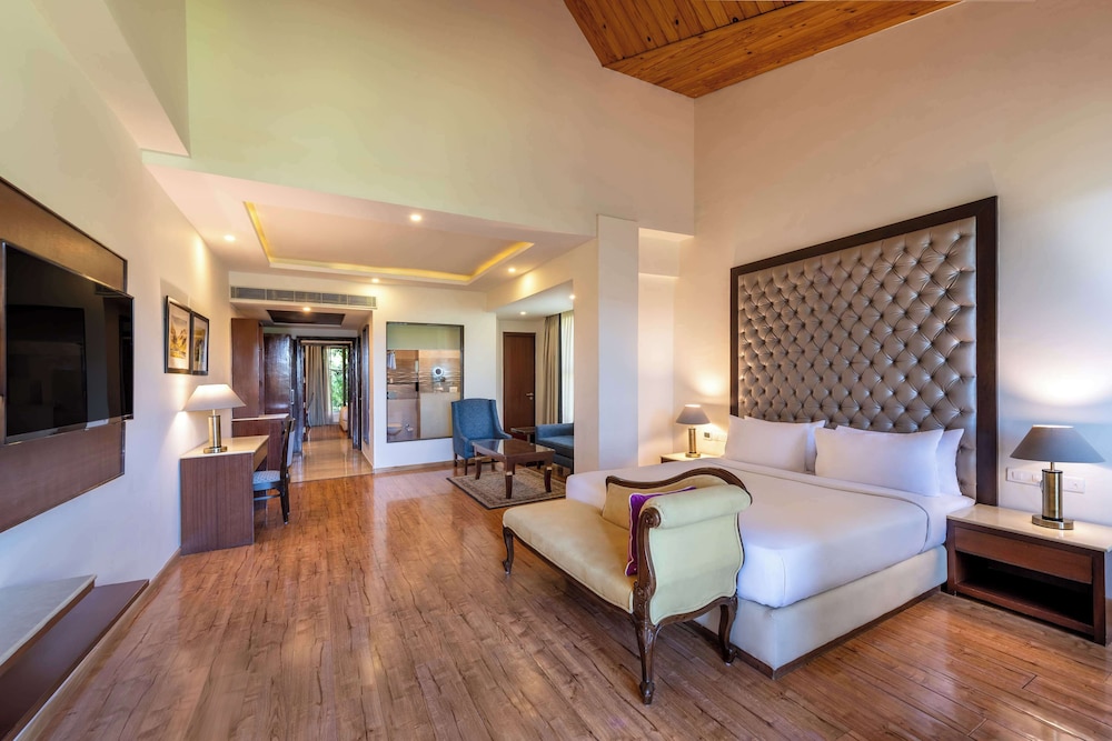 Glenview Resort Kasauli, a member of Radisson Individuals 15/50