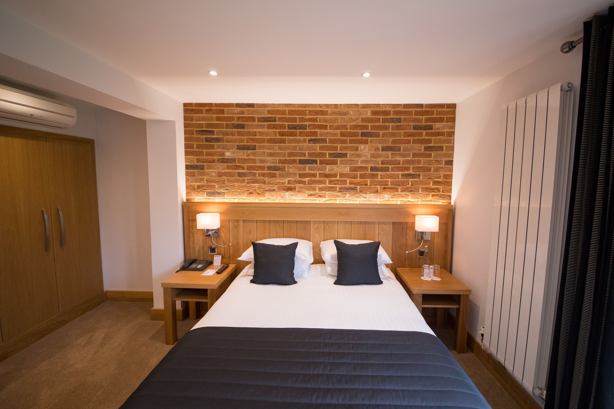 Kingsbridge, House, King Bed