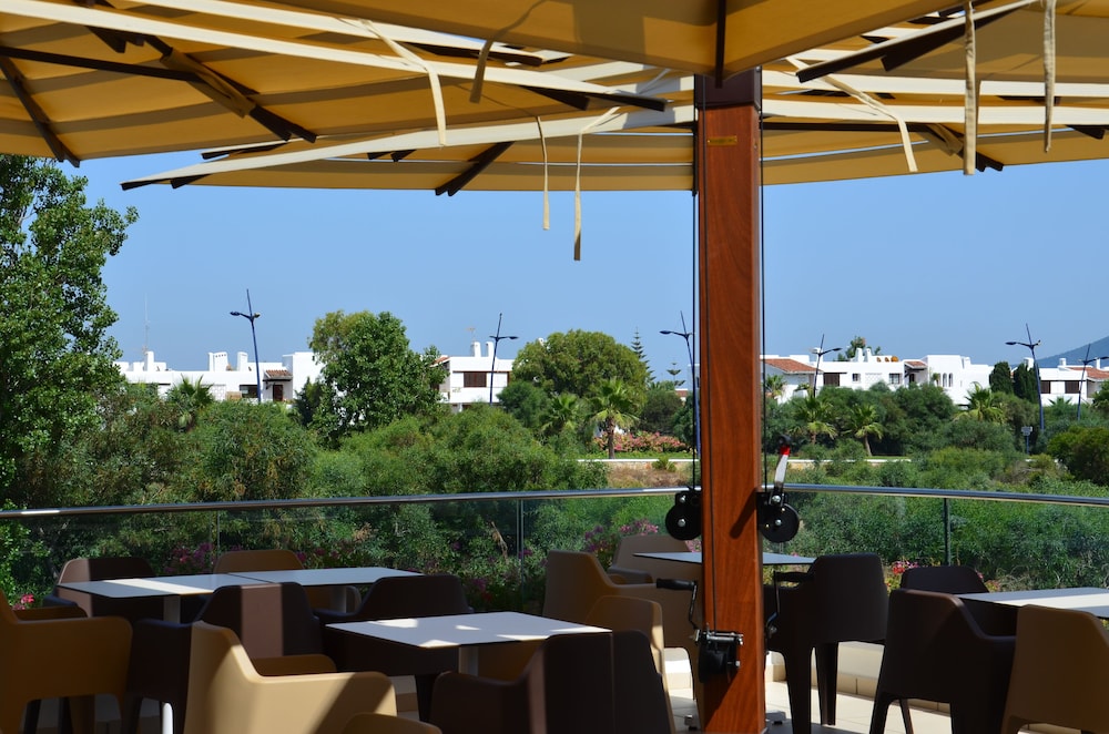 Hotel Tamuda Beach 33/42