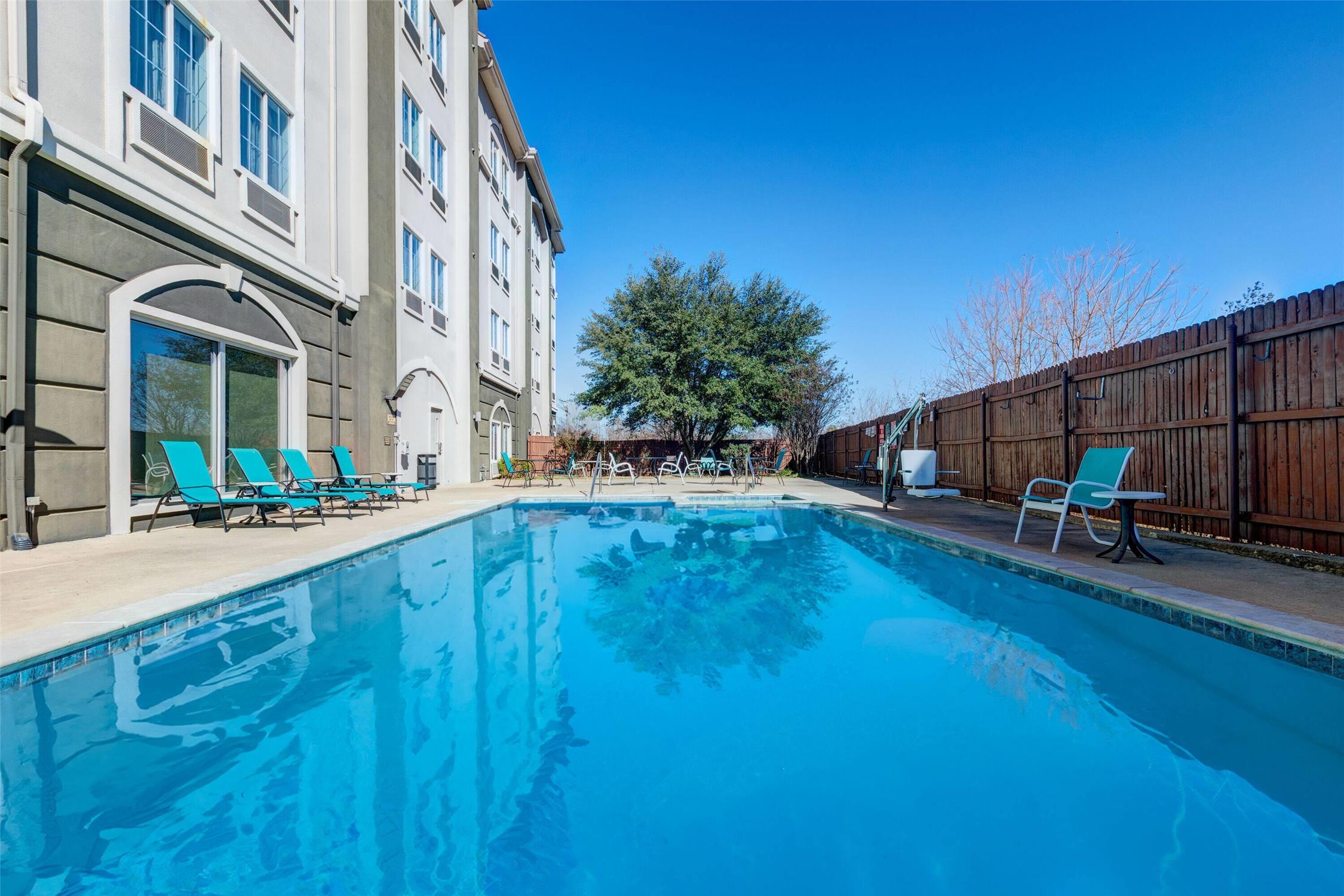 La Quinta Inn And Suites Paris 46/72
