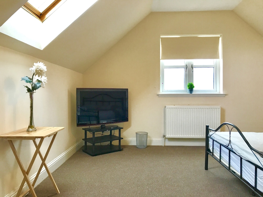 Inverness City Rooms 36/43