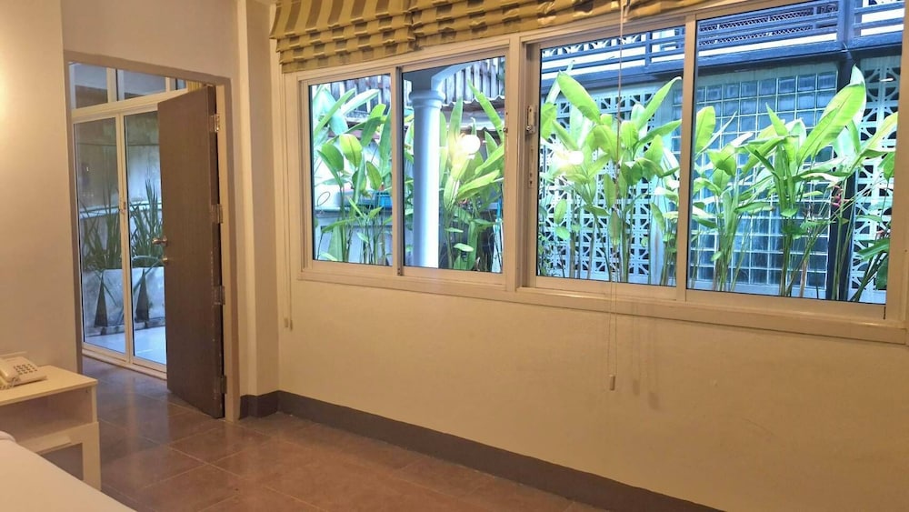 Lantana Pattaya Hotel And Resort 9/76
