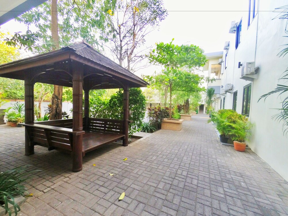 Hotel Transit Pasuruan 3/43