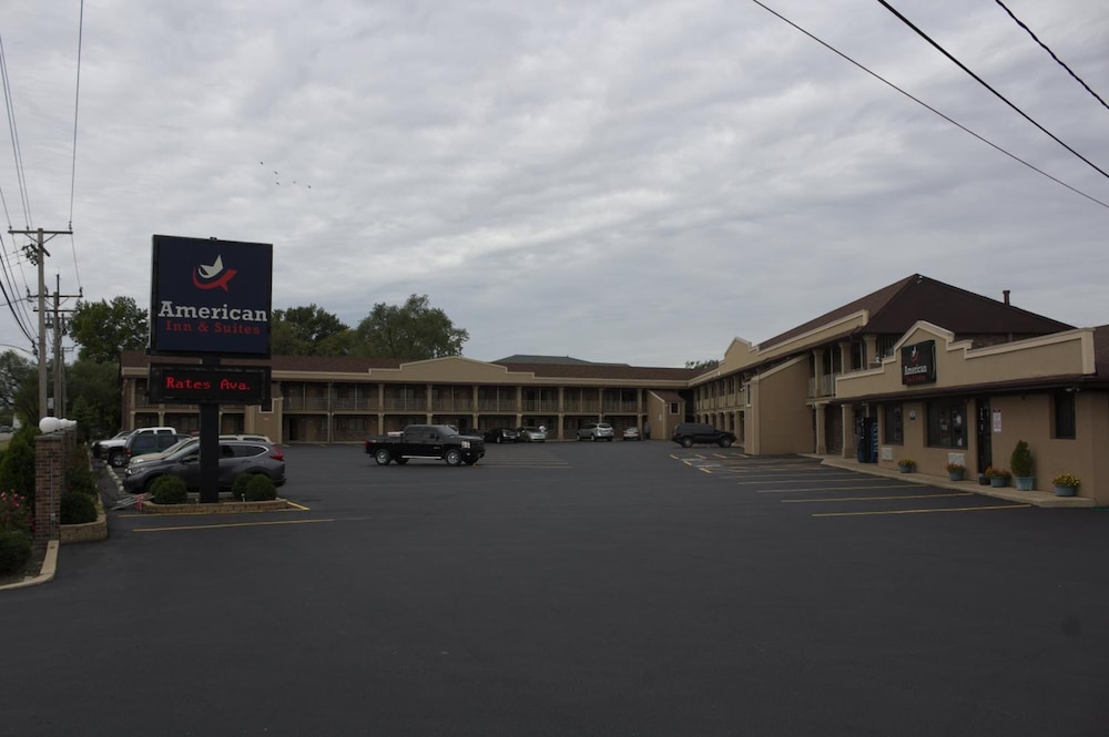 American Inn & Suites 1/28