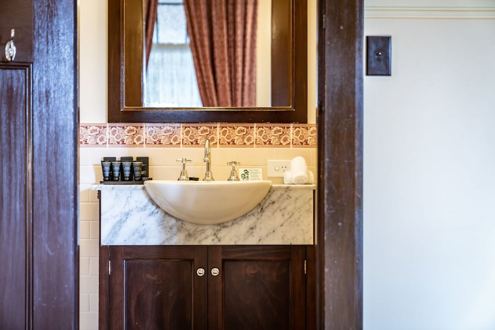 BALLINA MANOR BOUTIQUE HOTEL 30/55