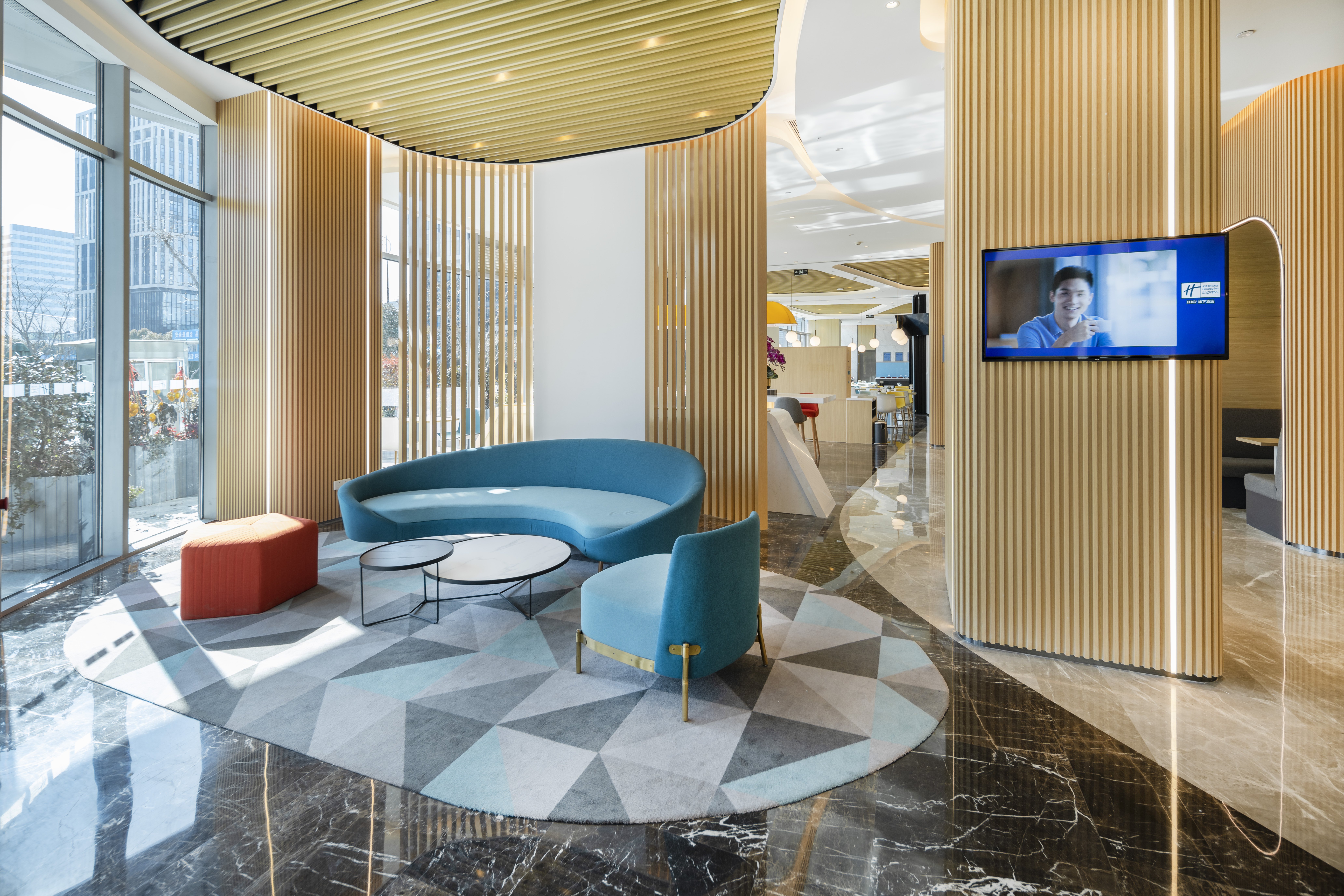 Holiday Inn Express Shanghai Pudong Zhangjiang 38/66