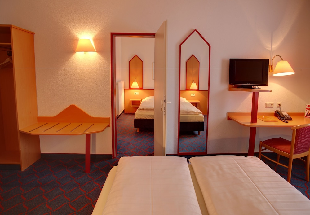 Hotel Montana Lauenau 18/38