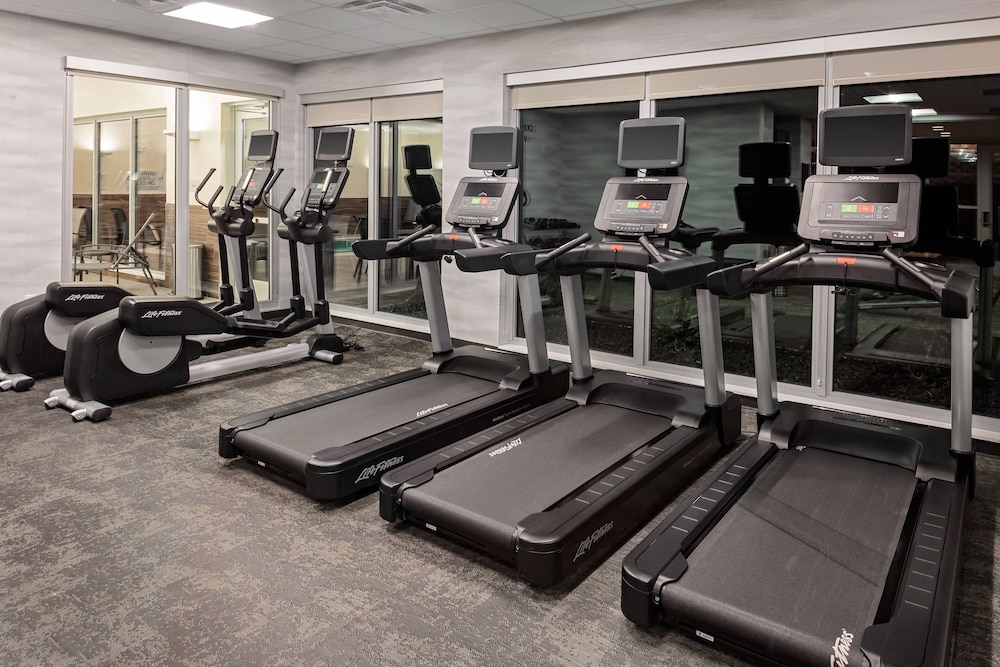 Fairfield Inn Suites Port Clinton Waterfront 17/32