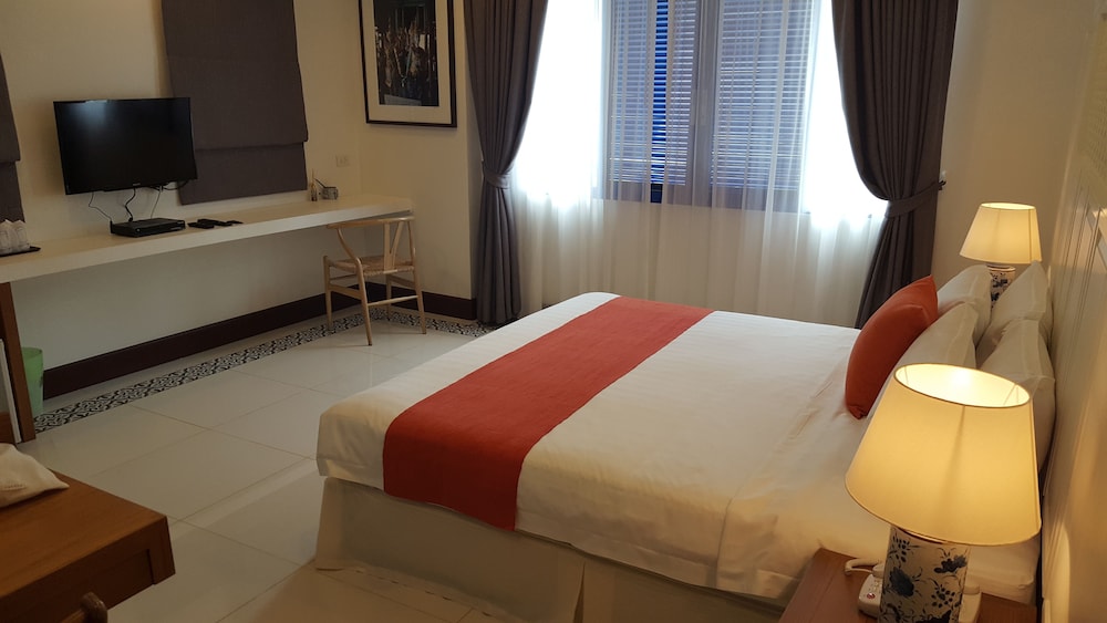 Nandha Hotel 39/71