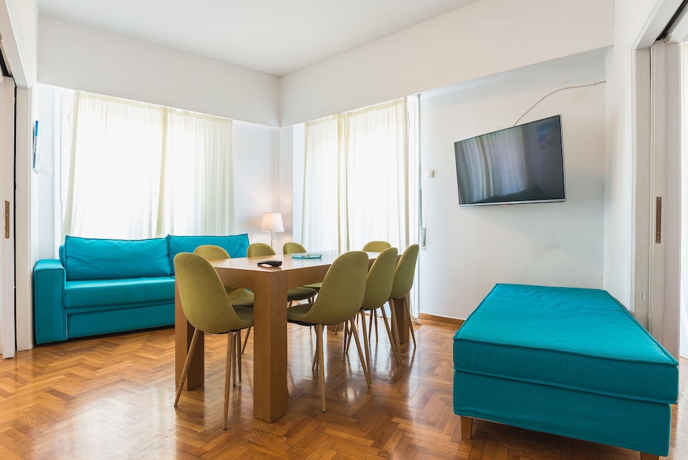 Super Paradise Apartments 30/50