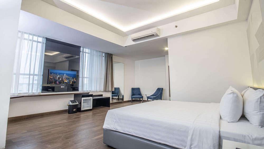 Hotel Golden Tulip Essential Makassar 12/41