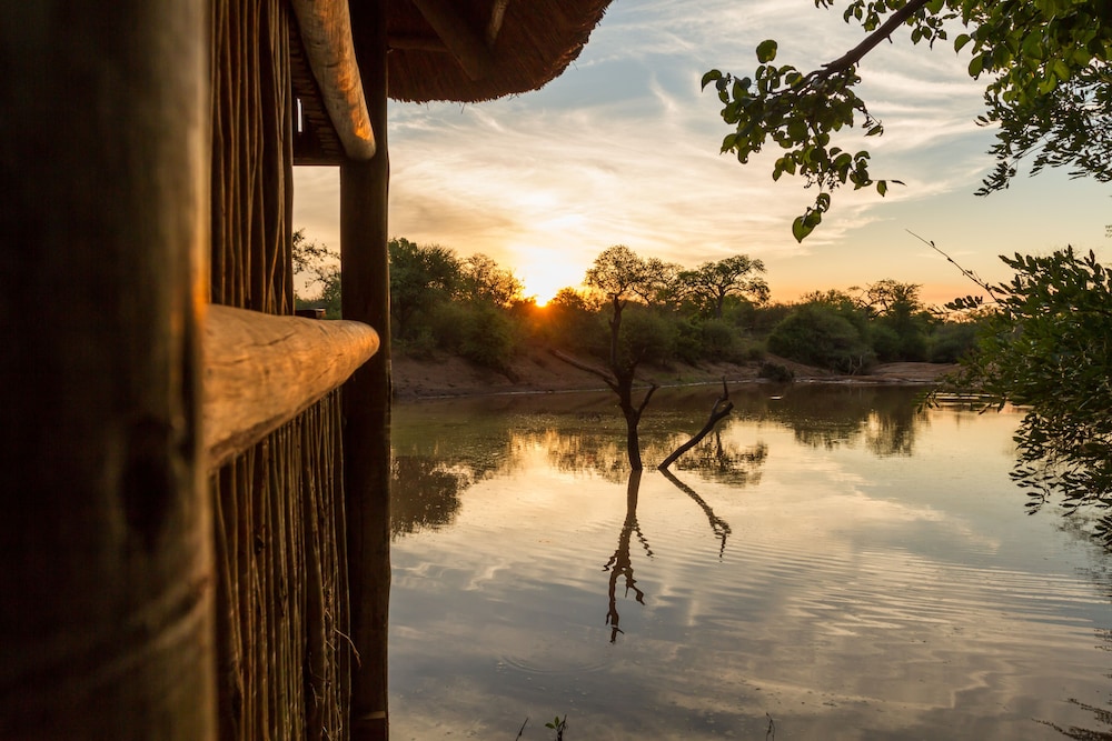Ujabule 8 Sleeper Bush Lodge 45/50