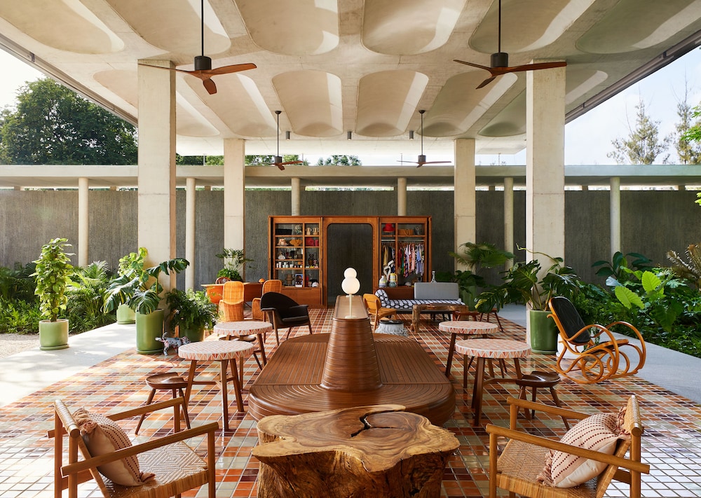 The Standard Hua Hin 62/82