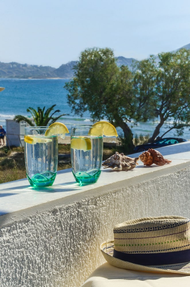 Sun Beach Hotel 47/59